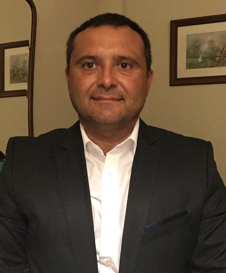 Dr Augusto Villaverde